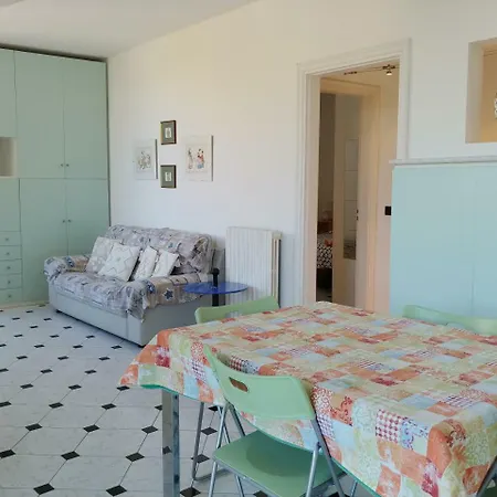 Apartament Casa Auxilium Rapallo