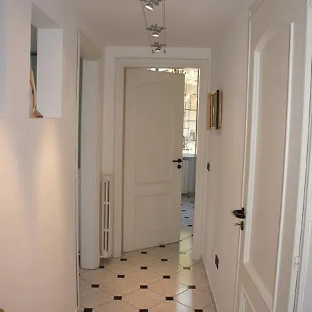 Casa Auxilium Apartment