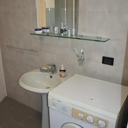 Apartamento Casa Auxilium Rapallo